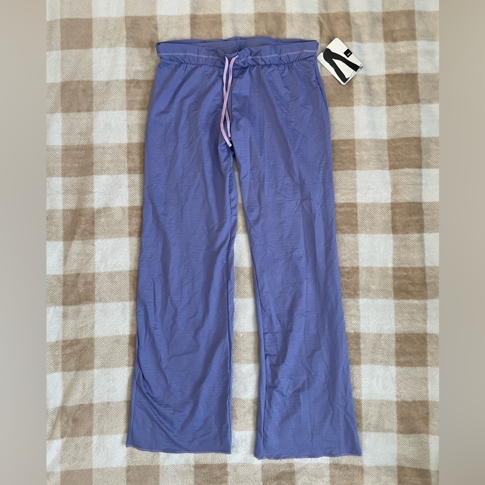 Mossimo size medium Stretchy Nylon/Spandex Lavender purple Lounge Pants